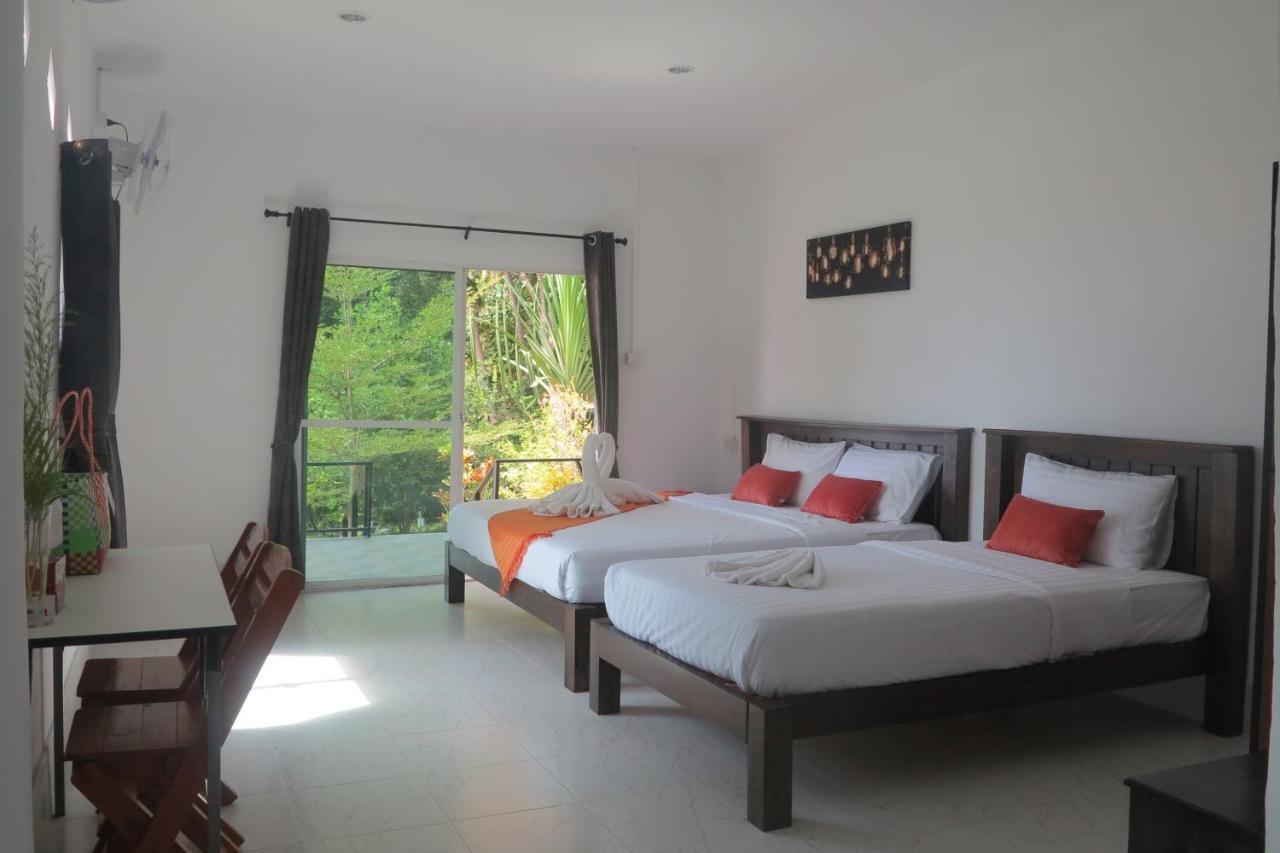 Koh Jum Coral Bay Resort Экстерьер фото