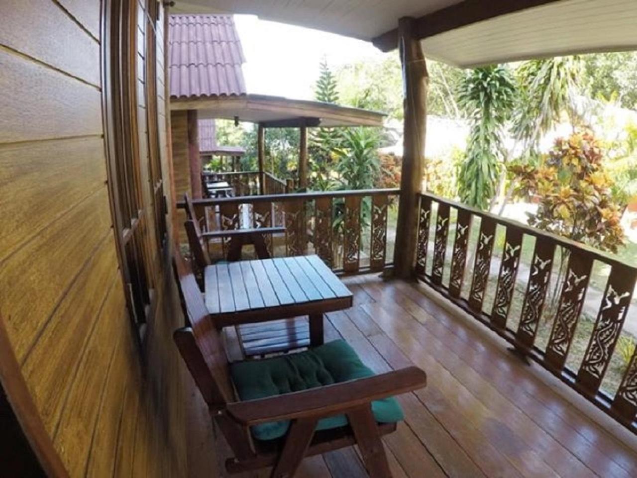 Koh Jum Coral Bay Resort Номер фото
