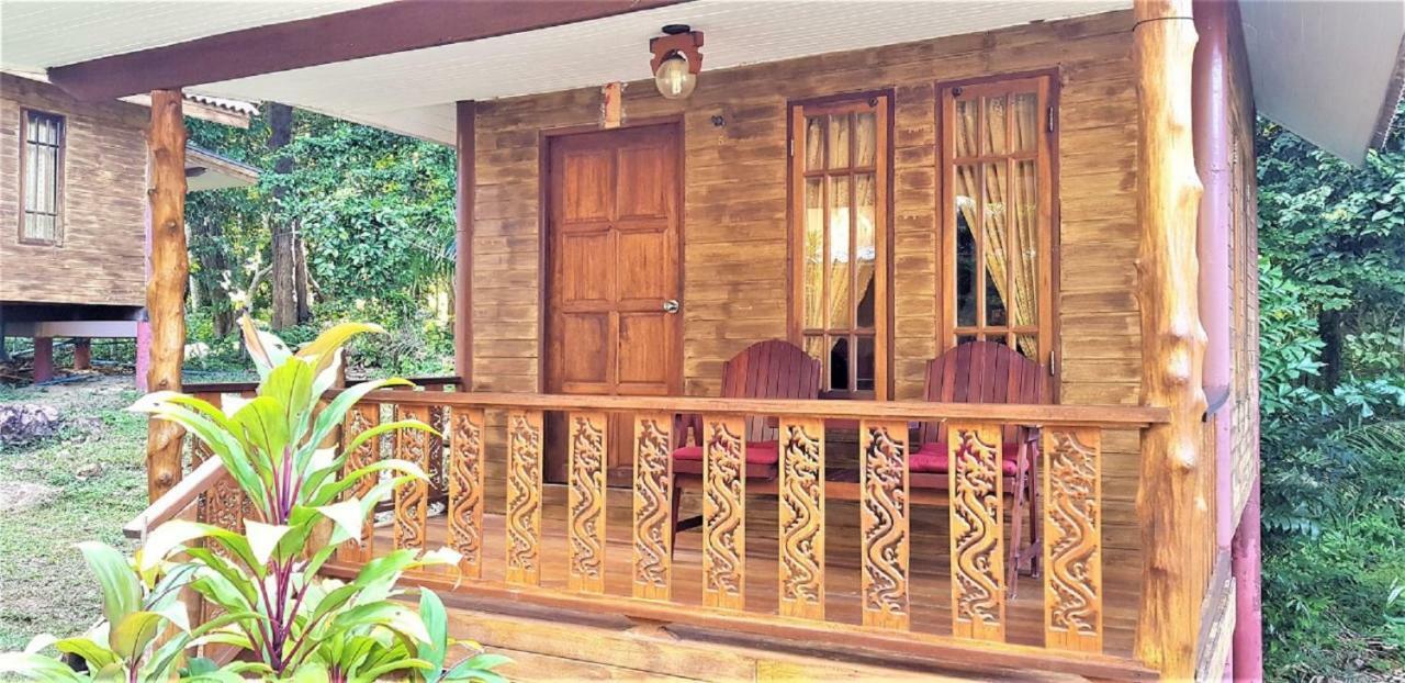 Koh Jum Coral Bay Resort Экстерьер фото