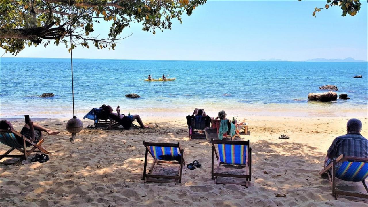Koh Jum Coral Bay Resort Экстерьер фото