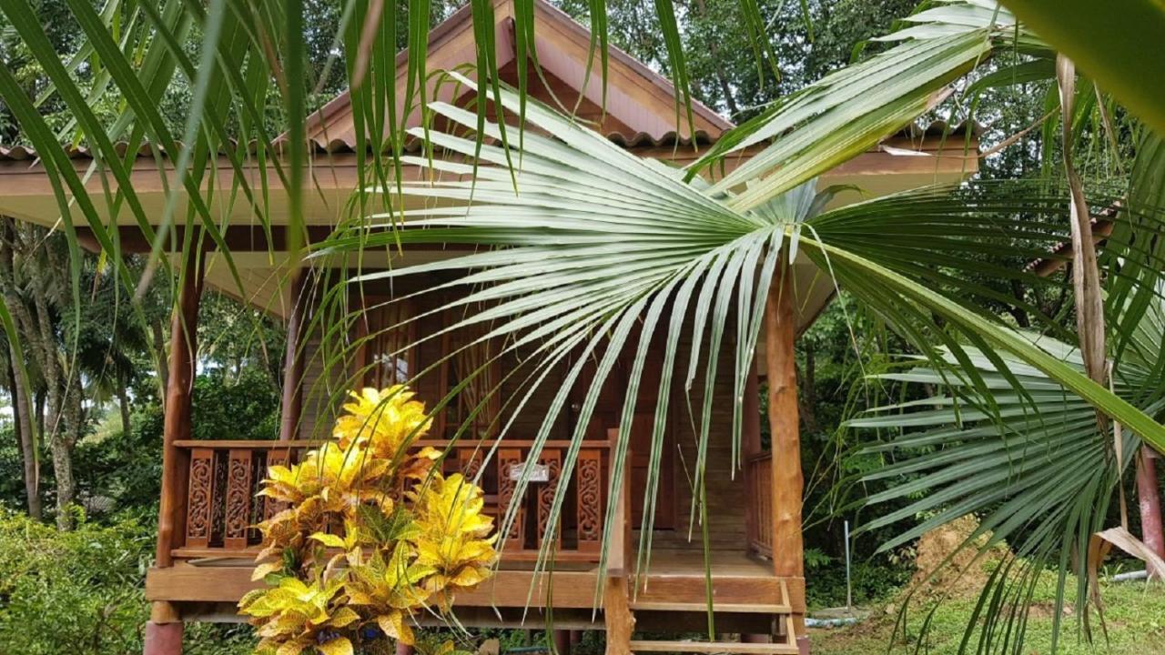 Koh Jum Coral Bay Resort Экстерьер фото